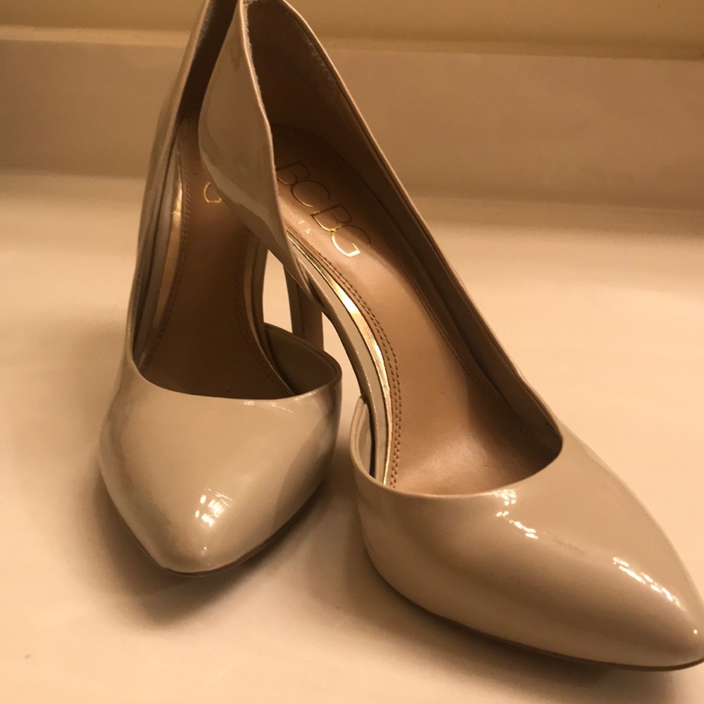 BCBG Paris Nude Heel size 9
